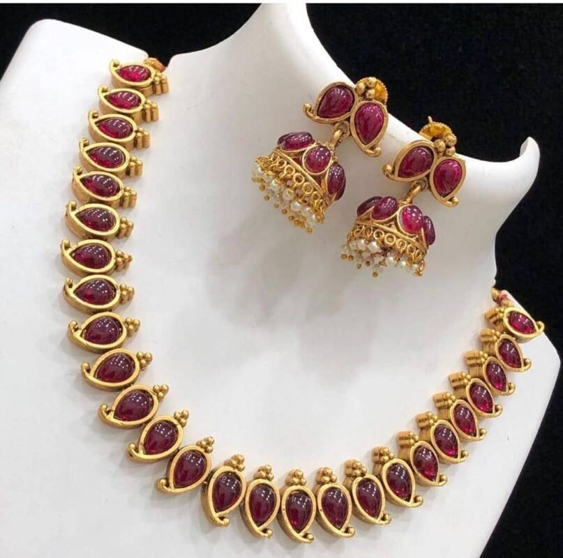 South Indian Necklace Set - Maroon