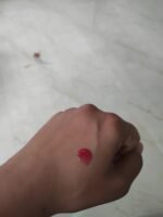 Swiss Beauty Kiss Kandy Lip Balm - Review 1